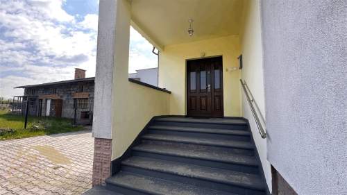 Rezerwacja dom do remontu-Syrynia