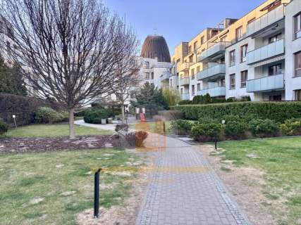 Apartament 2-pokoje, klimatyzacja, garaż i balkon