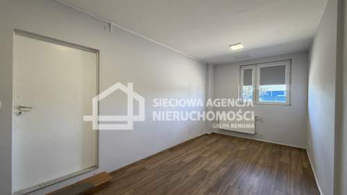 Magazyn 55m2 na Hutniczej w Gdyni