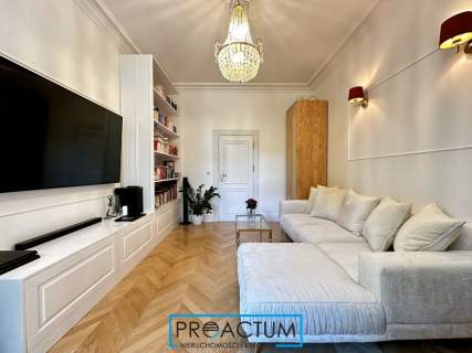 Mieszkanie 59 m2 - balkon - winda - schowek