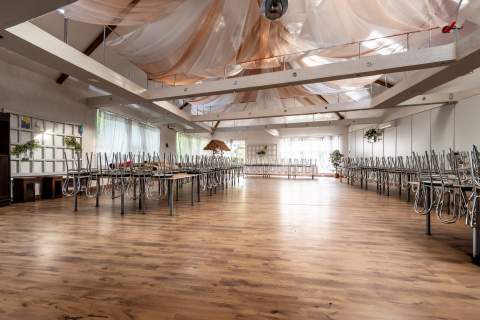 Sala weselna hostel gotowy biznes w sercu Rozt