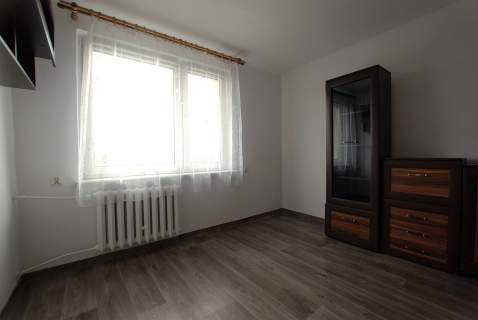 2 pokoje, widna kuchnia, balkon, winda