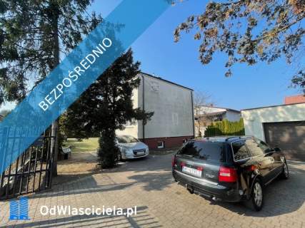 Duża działka pow .1111 m2 z domem w Centrum 200m od szkoły, bu