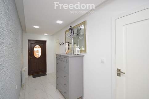 Nowoczesny dom w Gościnnej 170 m2 do wprowadzenia.