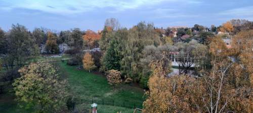 Wyremontowane mieszkanie 3-pok. z ciekawą panoramą.
