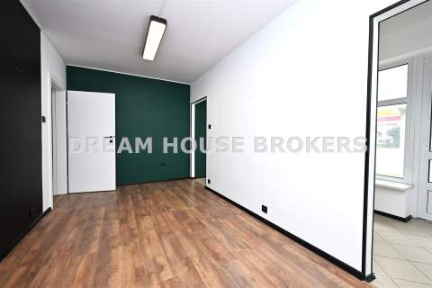 Lokal Biurowo-Usługowy przy ul. Rejtana, 105 m2