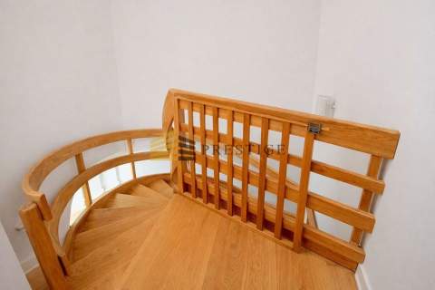Dwa poziomy, 90m2 koło Parku Łazienkowskiego