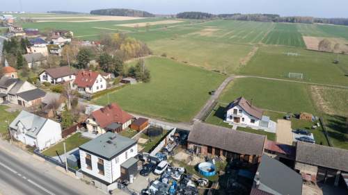 Działka budowlana Wierzbie 893m2