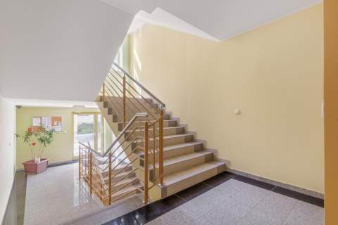 Przestronne studio z balkonem - Myśliwska, Migowo
