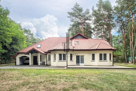 Dom w wokół lasu Otwock Media Miejskie
