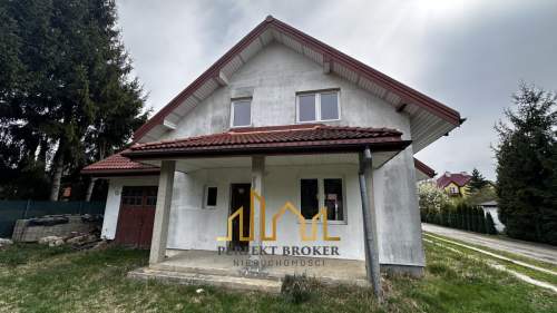 Dom w Kalinówce dla rodziny Blisko szkoły 
