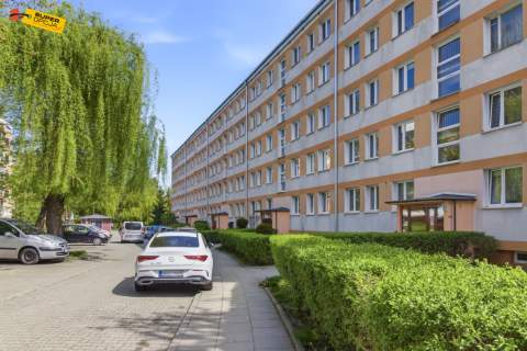 Duże, przestronne 4 pok. mieszkanie z balkonem