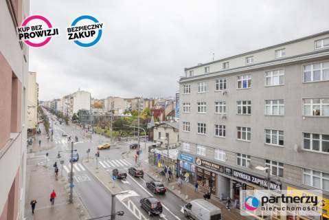 Duży potencjał Okna na ulicę Świętojańską