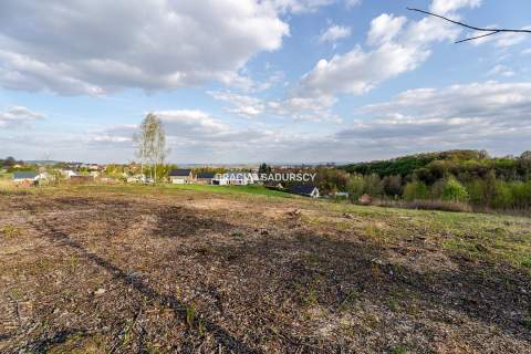 Widokowa działka / wzgórze - las / MPZP