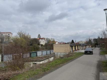 Garaż