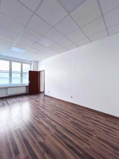 Biuro przy centrum przesiadkowym MICKIEWICZA 15a