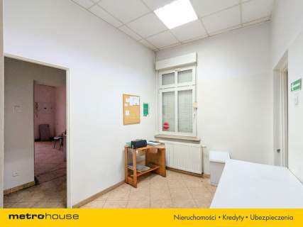 Przestronny lokal w centrum Karlina.