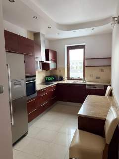 Komfortowe 3 pokoje z osobną kuchnią, balkon
