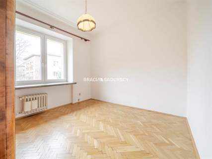 Mieszkanie w centrum 54,19m2 2 pokoje Piwnica
