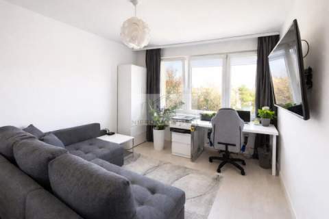 Mieszkanie 2 pokoje 47 m2 balkon klimatyzacja, centrum Brzeg