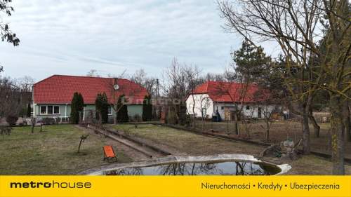 WYJĄTKOWA POSIADŁOŚĆ Z POTENCJAŁEM STAJNIRYCZOŁEK
