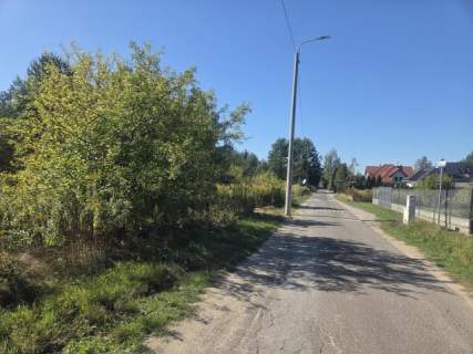 pod rezydencje, bliźniaki, drzewa, możliwy podział