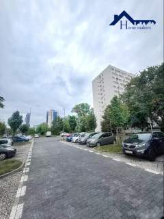 Piękny widok Metro Kolej Tramwaj