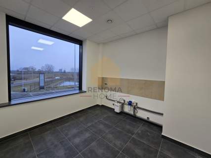 Magazyn i Biuro 245 m   Bielany Wrocławskie przy