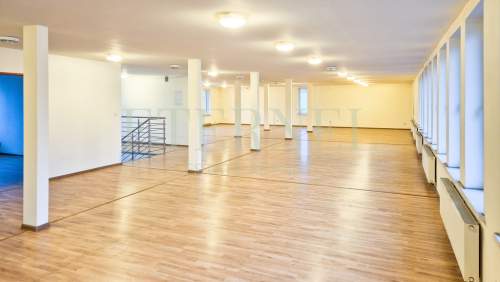 Kompleks biurowo-magazynowy na sprzedaż 1000m2