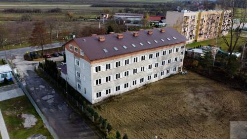 Budynek komercyjny do adaptacji