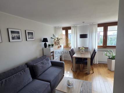 Kopernik-Piękne-58,1-parter -4 piętro-balkon