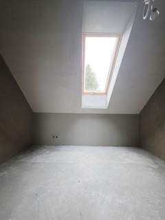 DOM 2 PIETRA - 140 M2 - DZIAŁKA 7 ARÓW - ZARZYCE