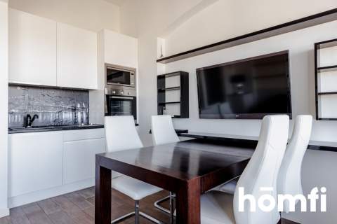 NOWOCZESNE STUDIO Z PANORAMĄ WARSZAWY/36m2/