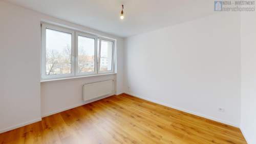 2 pokoje po generalnym remoncie/ balkon/ PEC