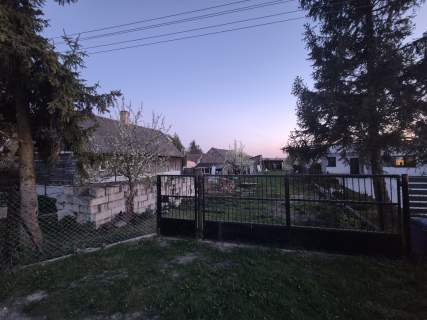 Działka siedliskowa 16 608 m2, 2850m2 budowlane