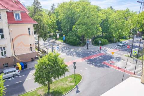 CENTRUM, 60,15 m 2 POKOJE, 2 PIĘTRO