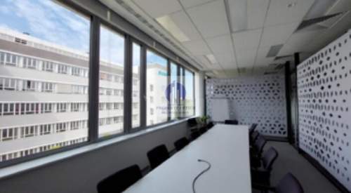 Praga Południe lokal biurowy 865m2 do podnajmu