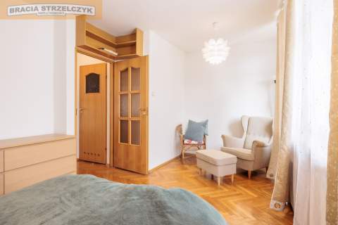 3 pokoje Aleja Wyzwolenia Winda Balkon