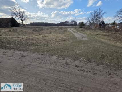 Działki budowlane nad jeziorem   Kornelin