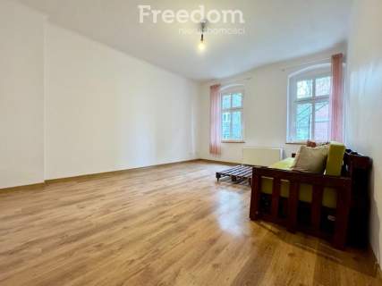 Przestronne 80 m w kamienicy
