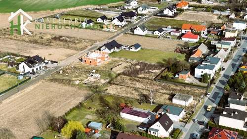 Działka o pow. 927mkw. z rozpoczętą budową