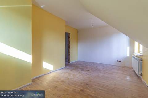 Pychowice, przestronny dom 260 m2, działka 8 ar