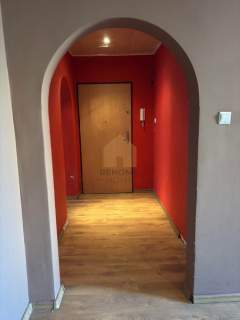 80m2 3 pokoje piwnica