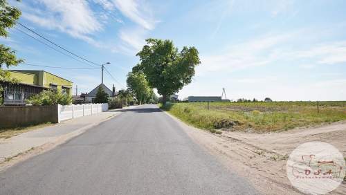 OSTATNIA DZIAŁKA 779 m2 Grzybno k. Mosiny
