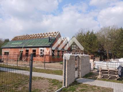 5 pokoi, działka 800 m., garaż dwustanowiskowy