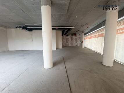 3 lokale 102, 185 i 280 m2 do adaptacji/Dębniki