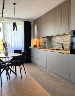 Nowoczesne 2 pokoje po generalnym remoncie