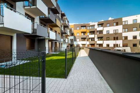 -2016r.-2pokoje-37m2 TARAS 13m2-MEDIA MIEJSKIE-
