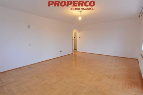 Piętro domu 2-pok., pow. 71m2, Morawica