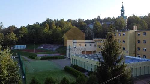 Mieszkanie lokal użytkowy zaplecze garaż
